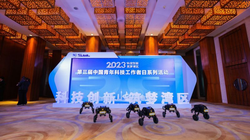大数据分析系统成本的构成与优化路径